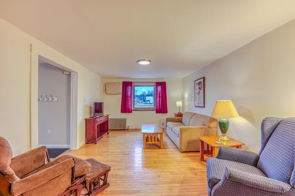 $289,000 | 316 Highland Avenue, Littleton, NH 03561