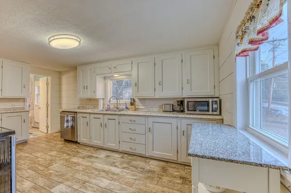 $289,000 | 316 Highland Avenue, Littleton, NH 03561