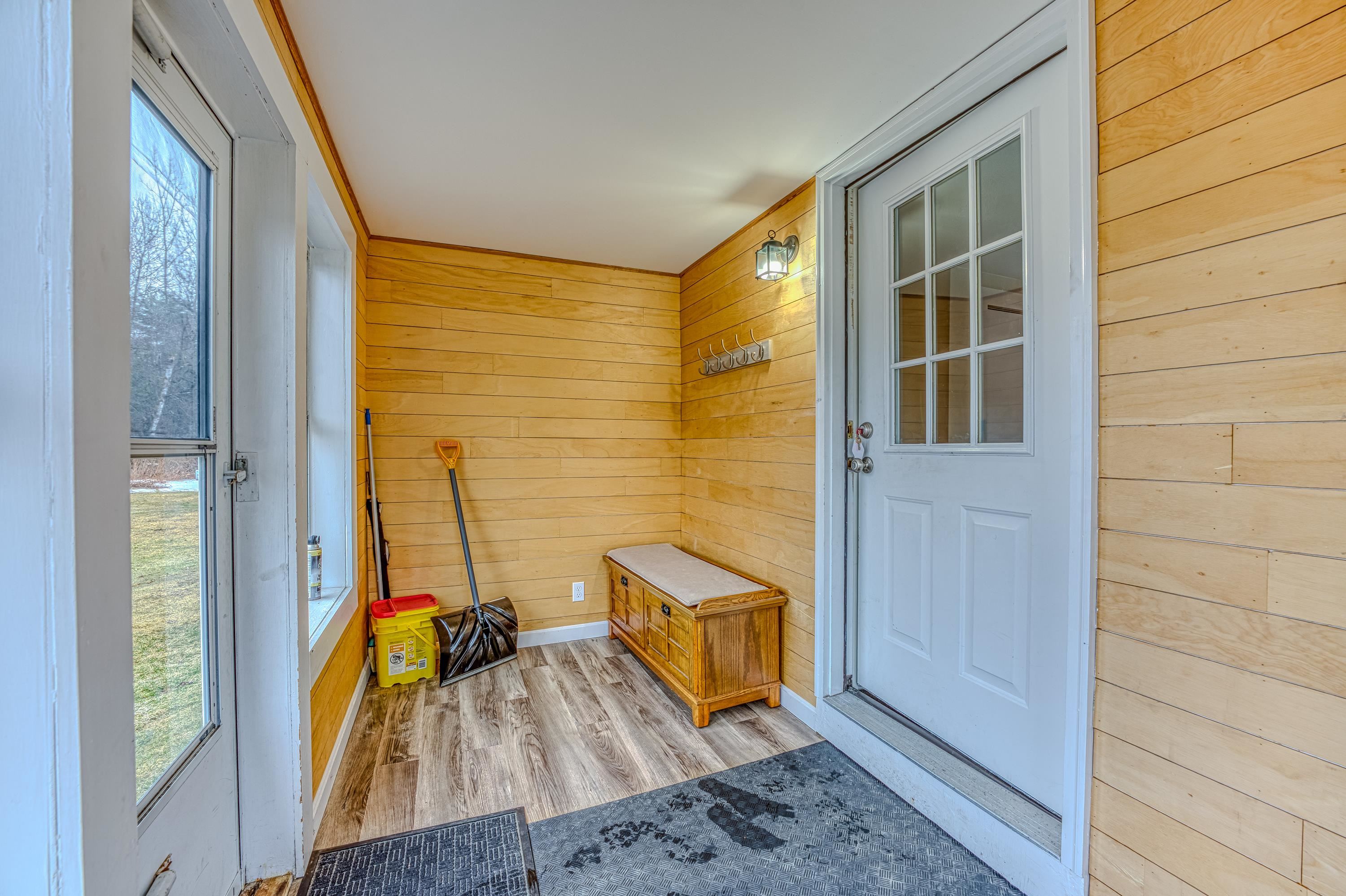 316 Highland Avenue Littleton, NH 03561 - Photo 5 of 40