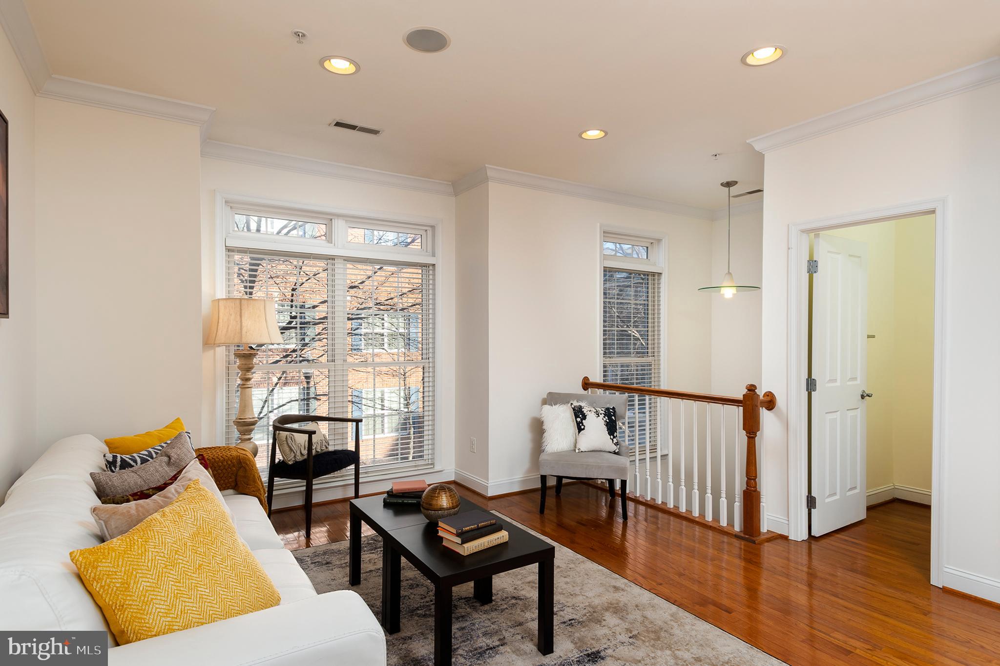 884 Ryan Street Baltimore, MD 21230 - Photo 20 of 36 Family Room