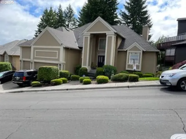 $999,999 | 8674 Southwest 168th Avenue, Beaverton, OR 97007