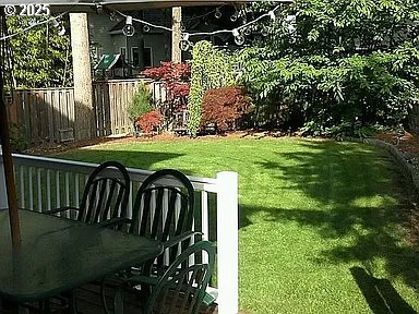 8674 Southwest 168th Avenue Beaverton, OR 97007 - Photo 3 of 40