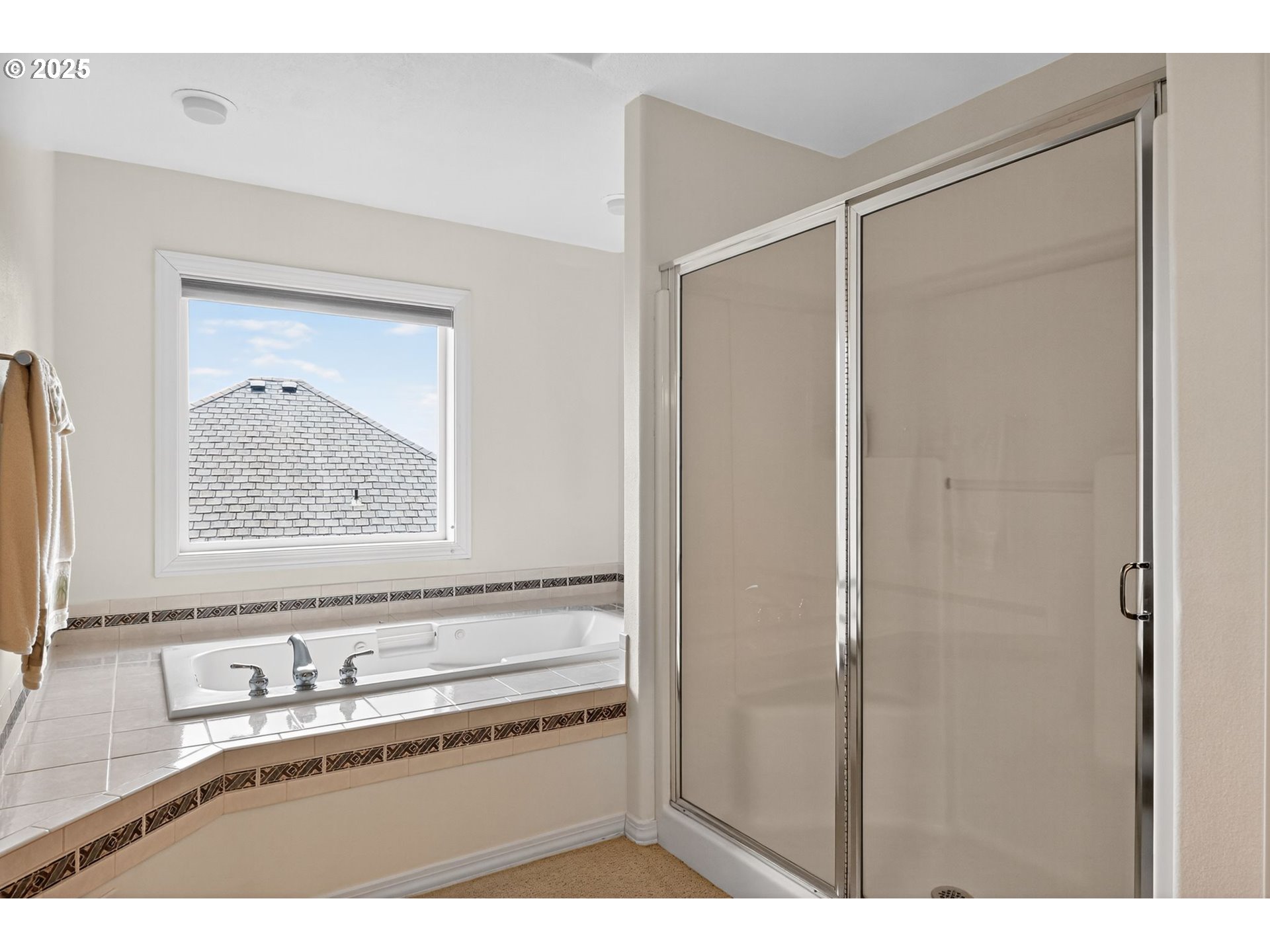 8674 Southwest 168th Avenue Beaverton, OR 97007 - Photo 37 of 40