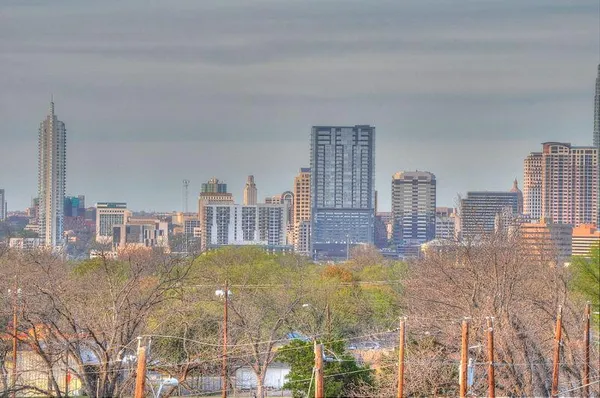 $2,950 | 2606 Wilson Street, Unit 1001, Austin, TX 78704