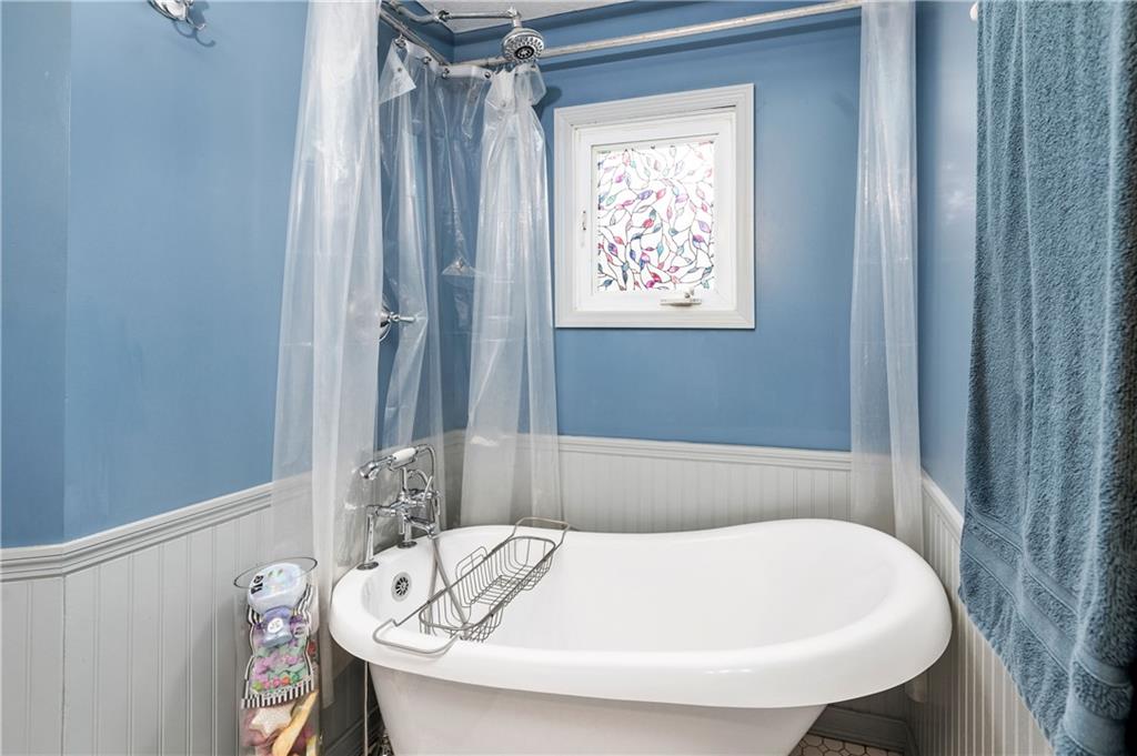 332 South Eberhart Road Butler, PA 16001 - Photo 17 of 29 Gallery Image 17
