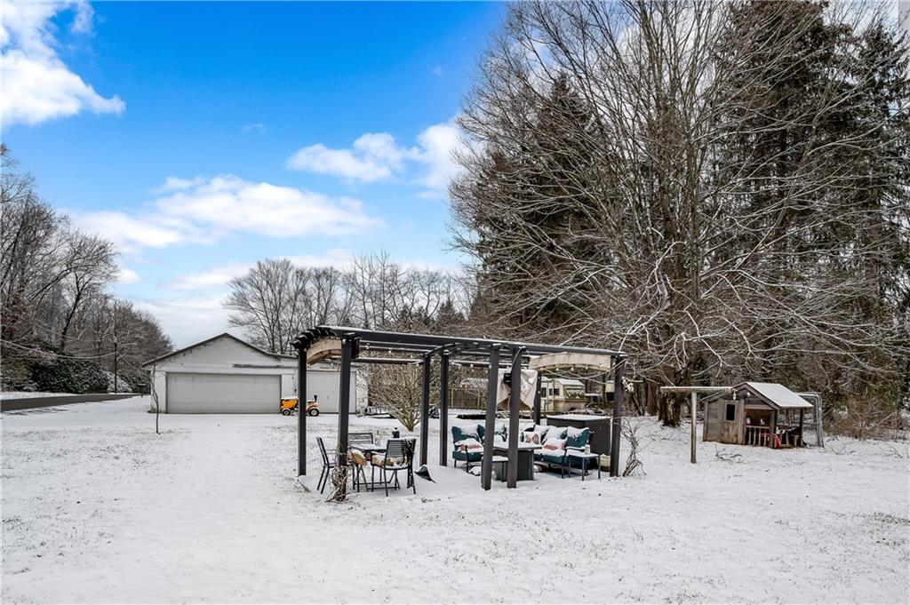 332 South Eberhart Road Butler, PA 16001 - Photo 28 of 29 Gallery Image 28