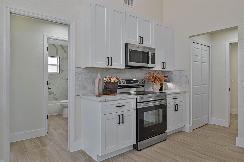 4210 Kiska Road North Port, FL 34288 - Photo 8 of 43 Gallery Image 8