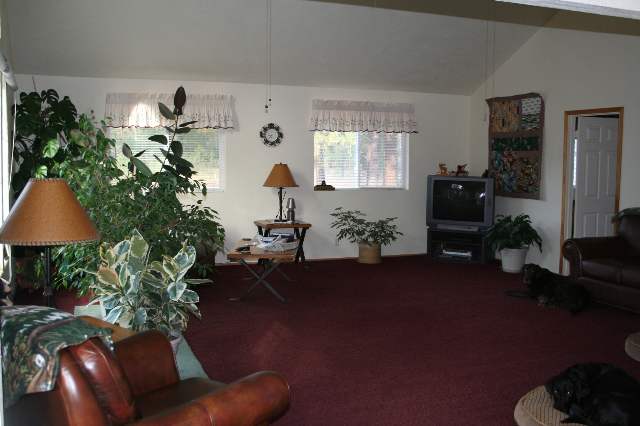 5552 Happy Hill Road Tumtum, WA 99034 - Photo 9 of 9 Gallery Image 9