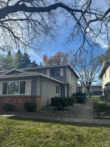 $129,000 | 125 Del Rio Court, Unit 4, Vacaville, CA 95687