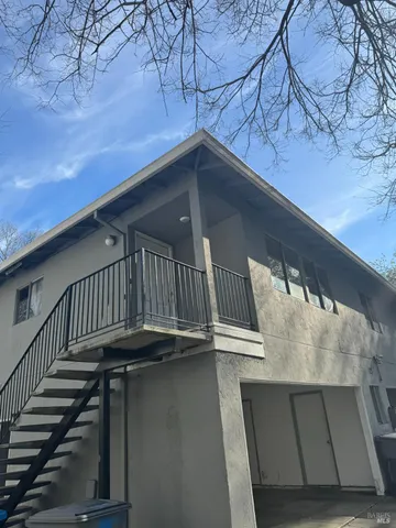 $129,000 | 125 Del Rio Court, Unit 4, Vacaville, CA 95687