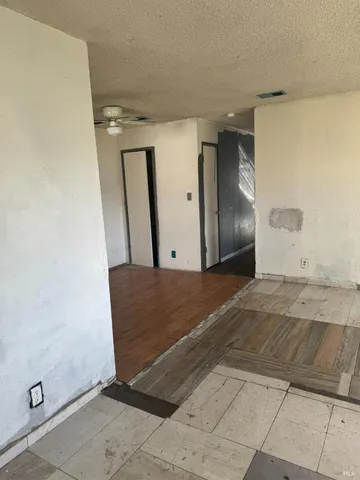 $129,000 | 125 Del Rio Court, Unit 4, Vacaville, CA 95687