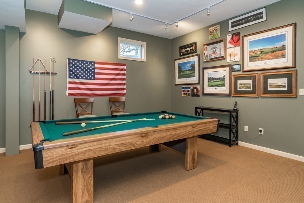 458 Far Reach Road Westwood, MA 02090 - Photo 25 of 39 Gallery Image 25