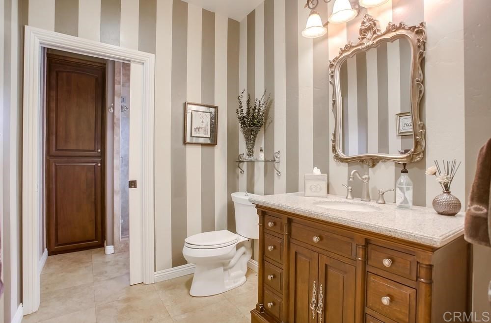 29725 Margale Lane Vista, CA 92084 - Photo 33 of 56