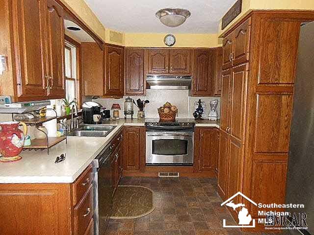 1228 Samaria Road Temperance, MI 48182 - Photo 17 of 29 21278786-16.JPG
