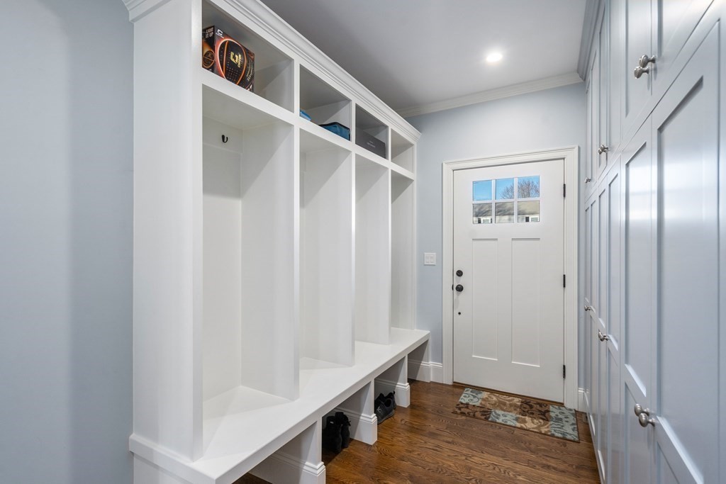 102 Greenacre Road Westwood, MA 02090 - Photo 16 of 21 Gallery Image 16