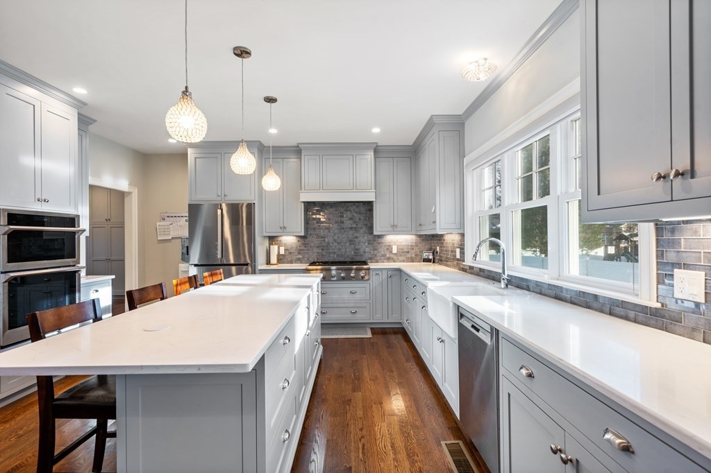 102 Greenacre Road Westwood, MA 02090 - Photo 5 of 21 Gallery Image 5