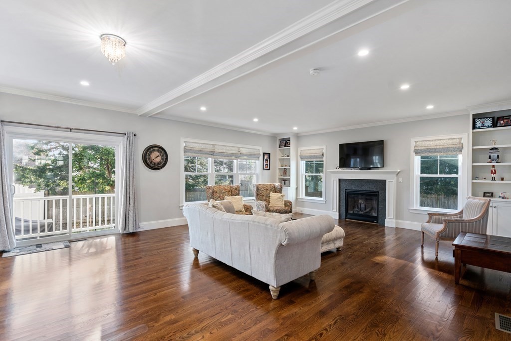102 Greenacre Road Westwood, MA 02090 - Photo 8 of 21 Gallery Image 8