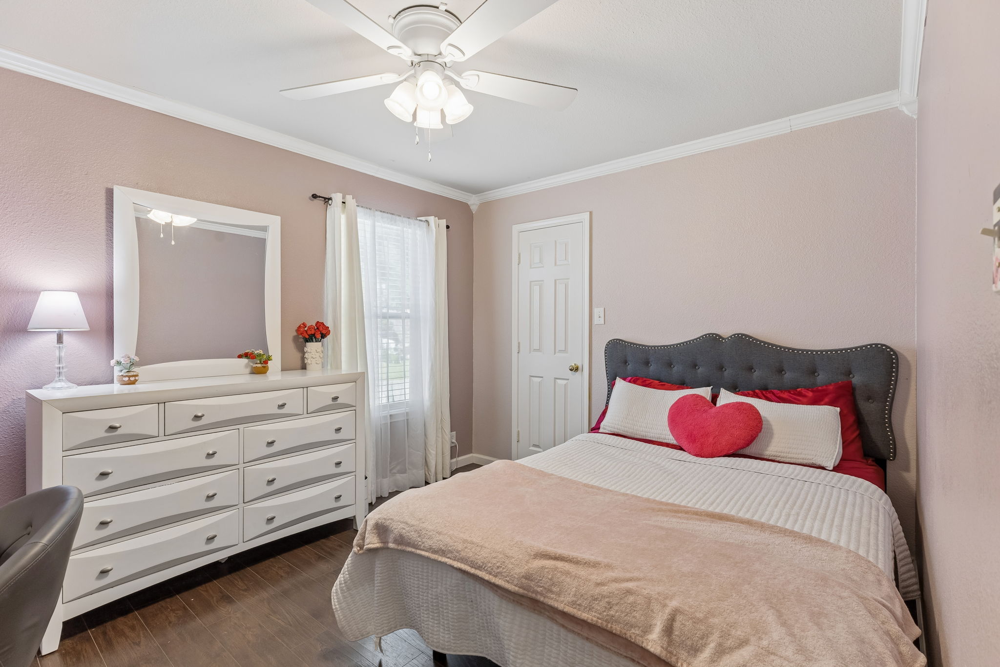 159 Invierno Street Kyle, TX 78640 - Photo 27 of 40 One of two perfectly sized secondary bedrooms.