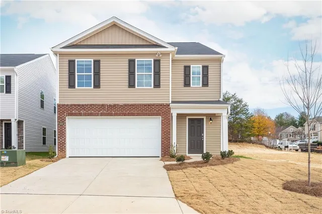$299,000 | 326 Owens Rdg Way, Lexington, NC 27292