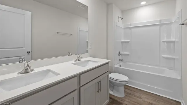 $299,000 | 326 Owens Rdg Way, Lexington, NC 27292