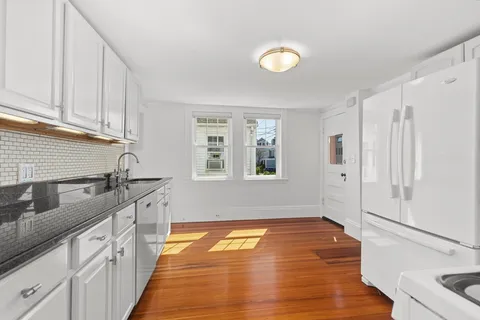 $1,250,000 | 29 Fuller Street, Gloucester, MA 01930