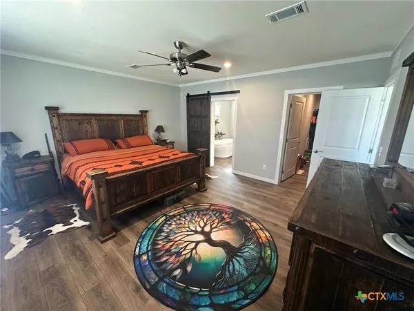 $585,000 | 838 East Oak Street, Goliad, TX 77963