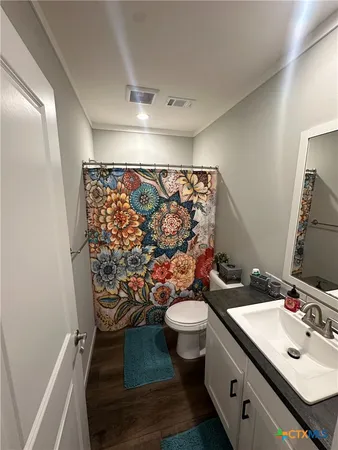 $585,000 | 838 East Oak Street, Goliad, TX 77963