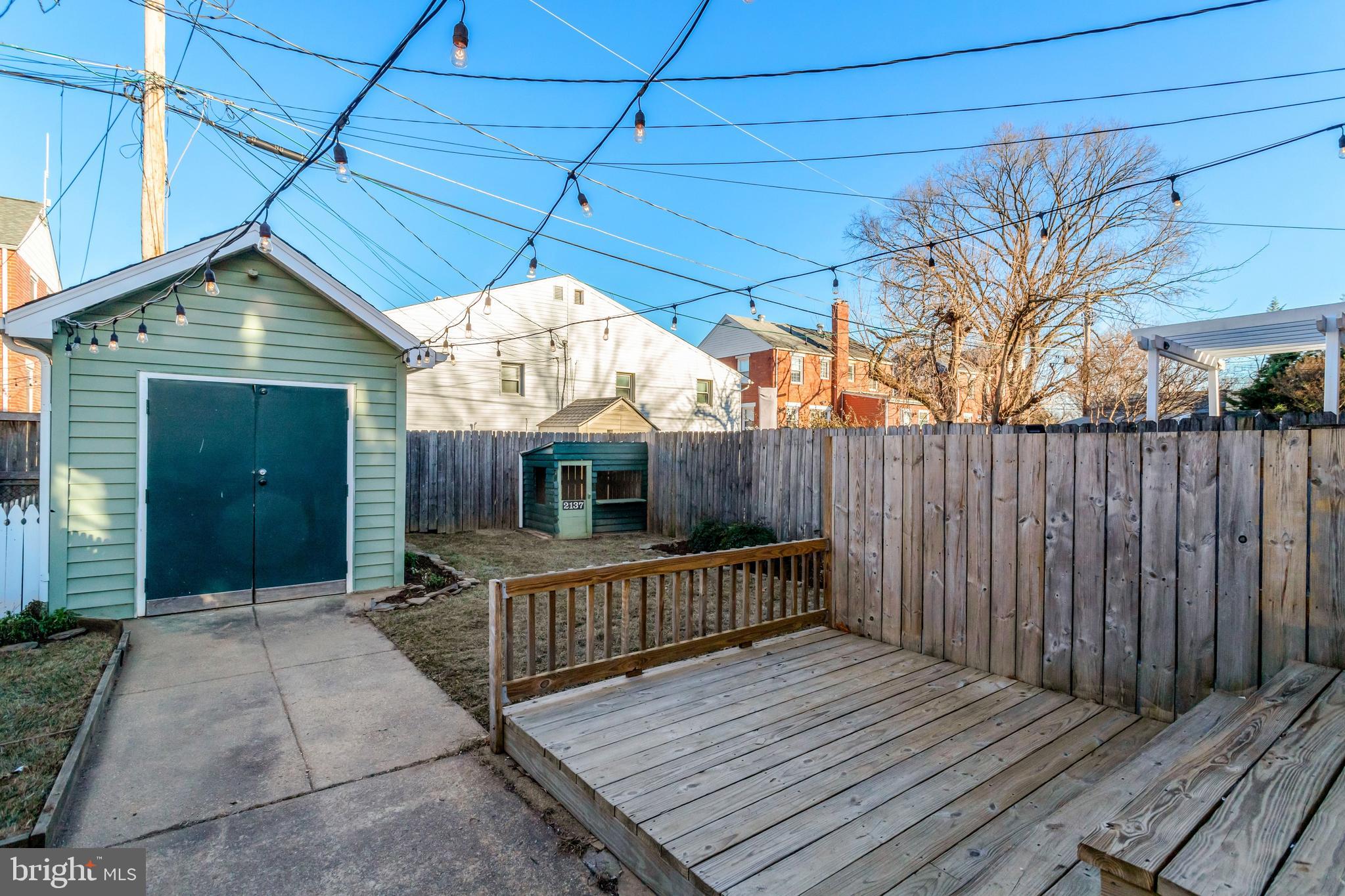 2137 South Pollard Street Arlington, VA 22204 - Photo 7 of 57 a balcony with furniture and wooden floor
