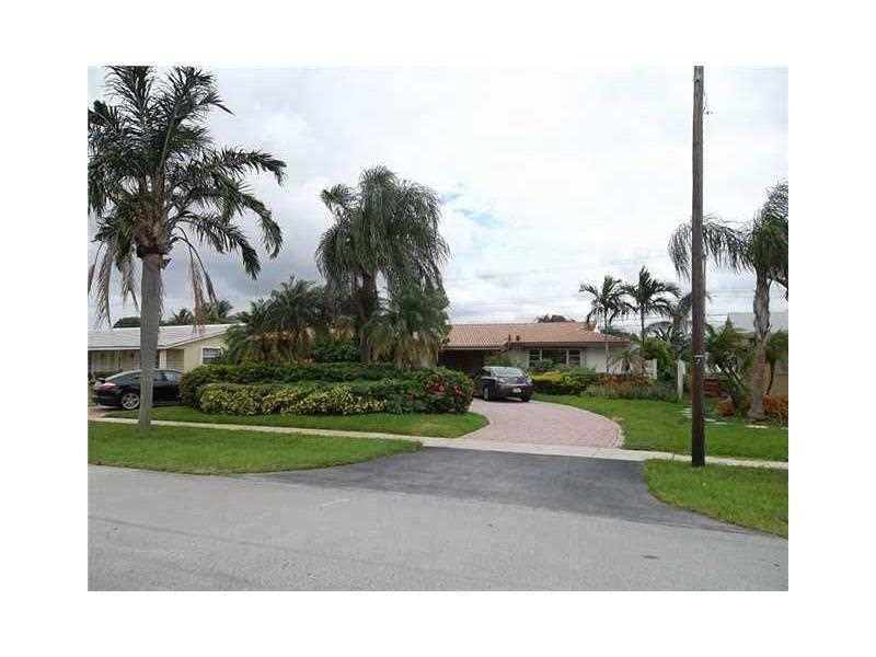 4308 Madison Street Hollywood, FL 33021 - Photo 2 of 15 Exterior Front