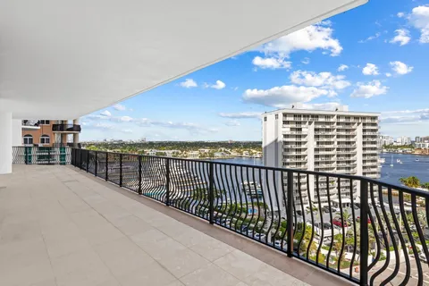 $975,000 | Undisclosed Address, Fort Lauderdale, FL 33316