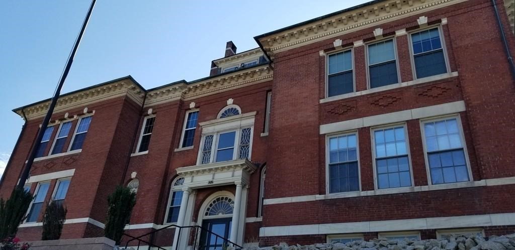 926 Southbridge Street, Unit 18 Worcester, MA 01610 - Photo 1 of 35