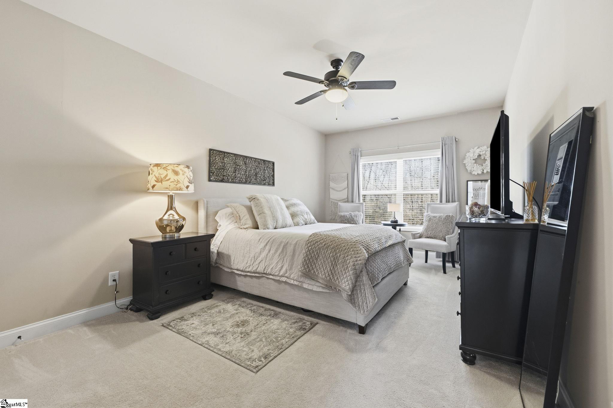 14 Leafmore Court Simpsonville, SC 29680 - Photo 5 of 40