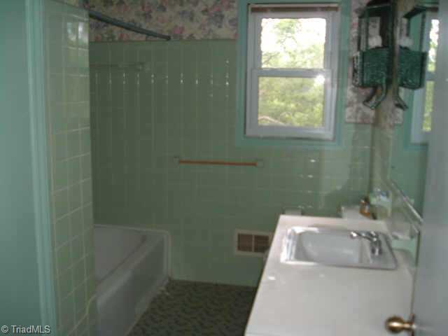 135 Penny Road High Point, NC 27260 - Photo 8 of 9 Other.