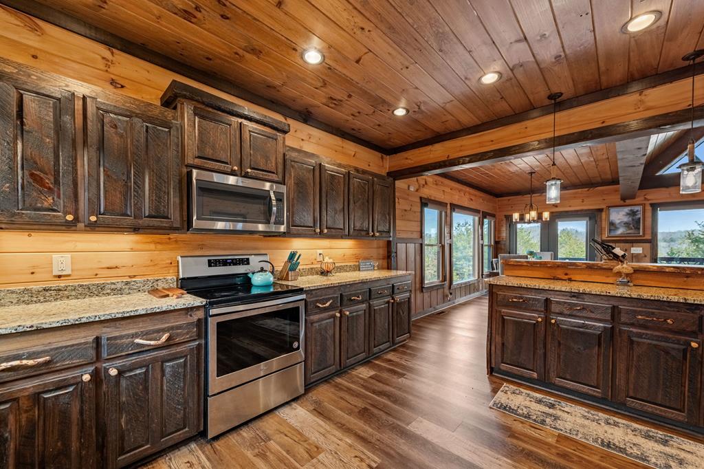 360 Hope Drive Blue Ridge, GA 30513 - Photo 25 of 92