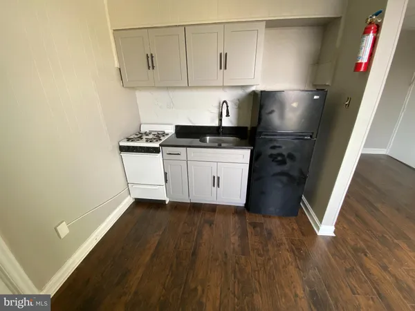$945 | 2930 Frankford Avenue, Philadelphia, PA 19134