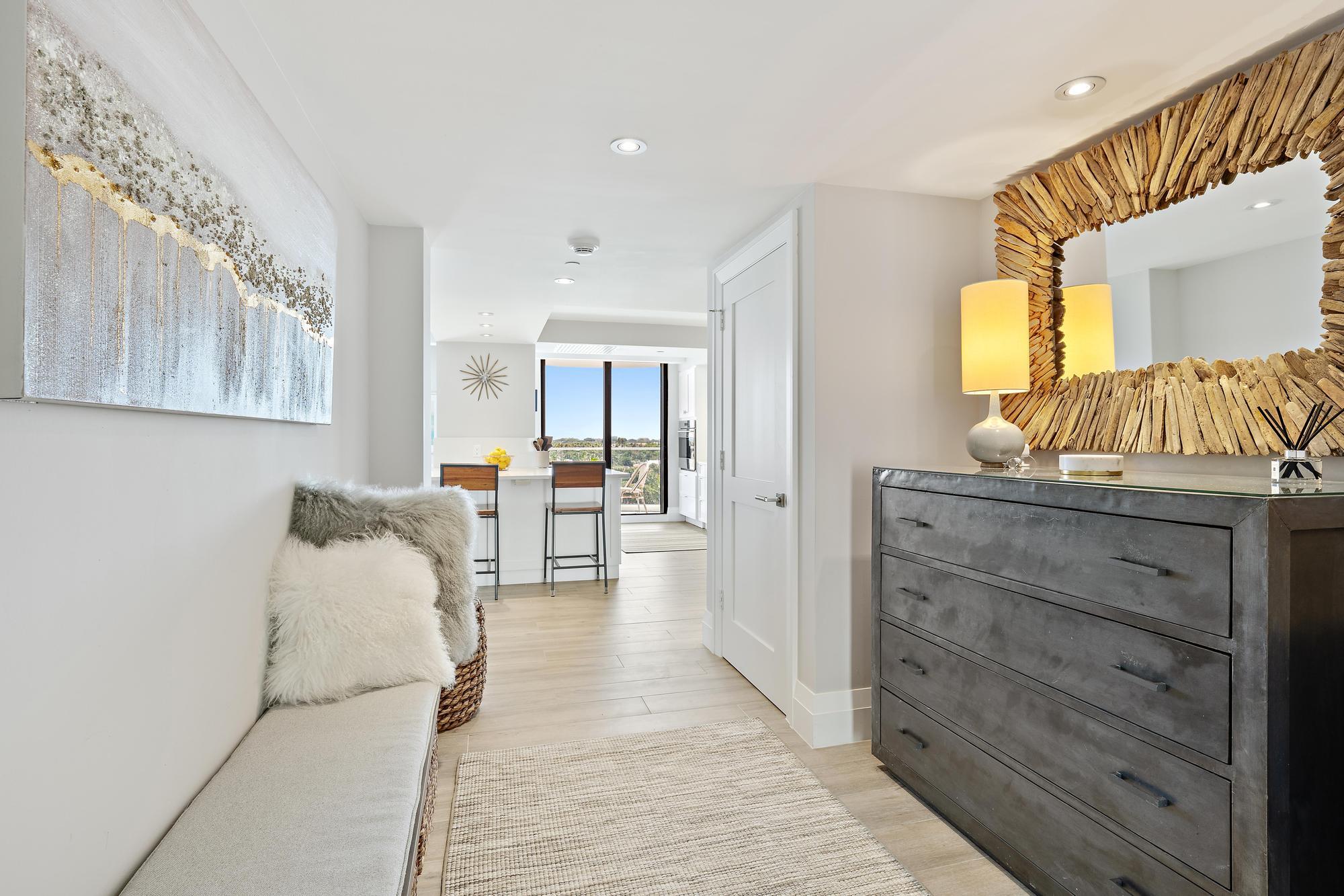 100 South Beach Road, Unit 604 Jupiter, FL 33469 - Photo 4 of 46 100 S Beach Rd 604-21