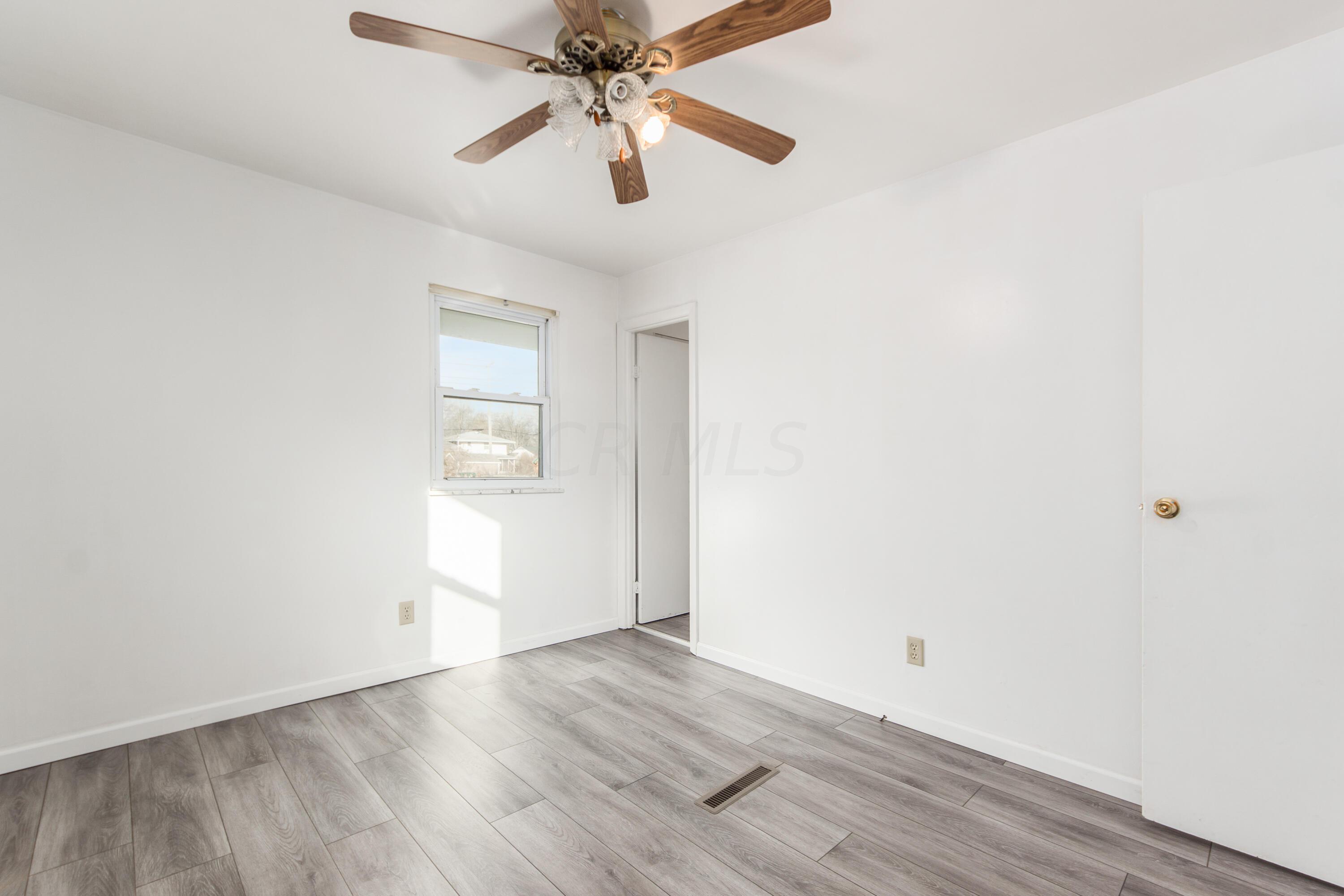 1466 Fullen Road Columbus, OH 43229 - Photo 16 of 35 M_1466_Fullen045