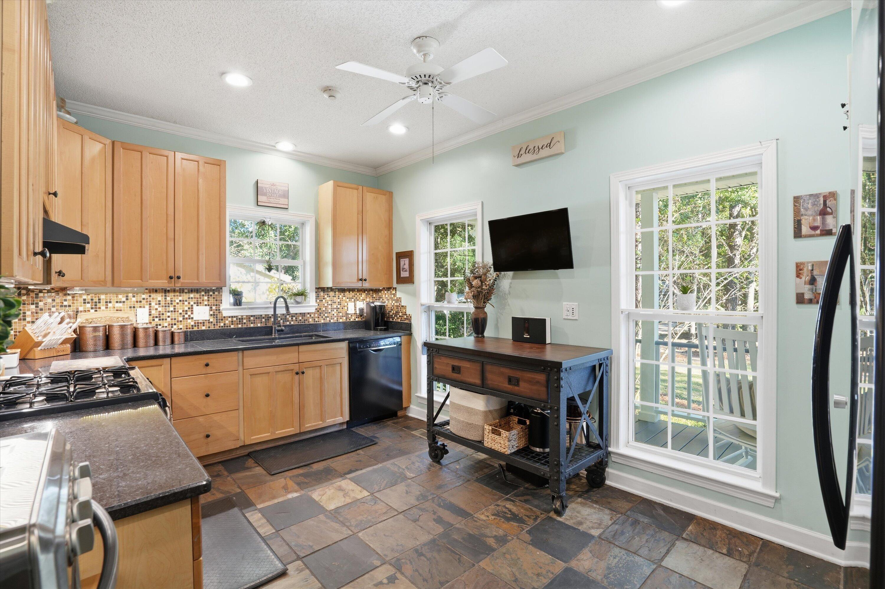 5864 Bears Bluff Road Wadmalaw Island, SC 29487 - Photo 19 of 34 12-031_DSC05028