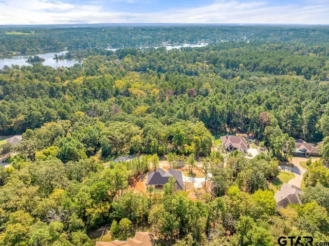 $489,000 | 15837 Stillwaters, Lindale, TX 75771