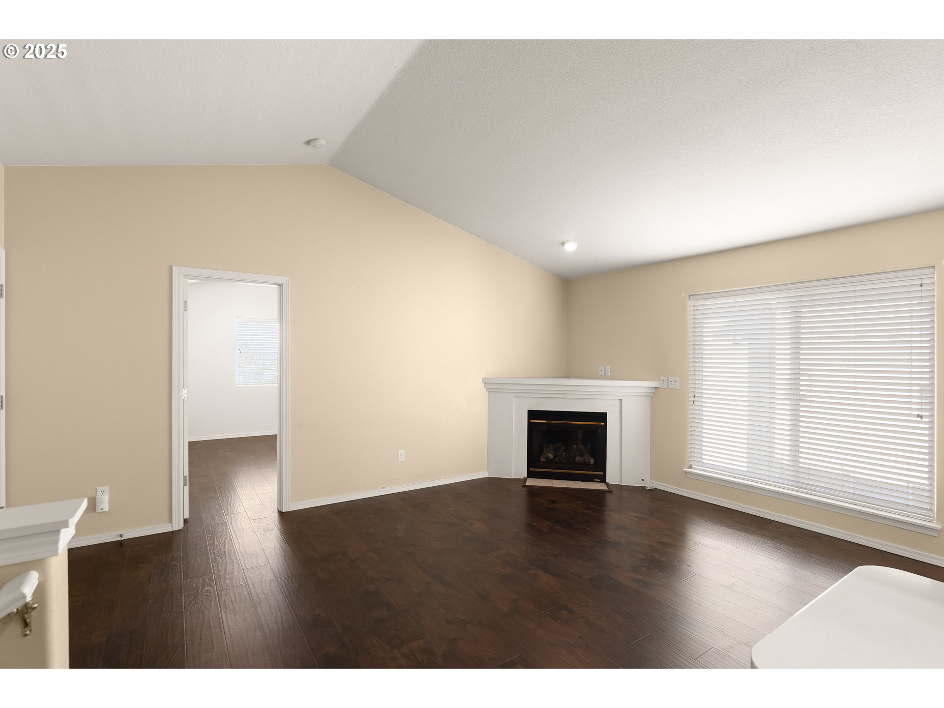 3205 Northwest Pacific Rim Drive Camas, WA 98607 - Photo 5 of 24 Gallery Image 5