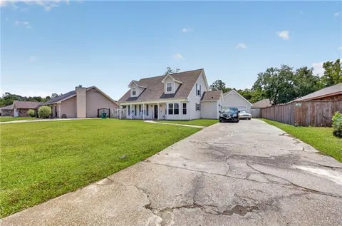 $235,000 | 202 Oakmont Drive, Slidell, LA 70460