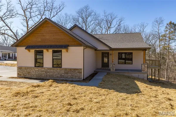 $349,900 | 1583 Charmaine Drive, Bonne Terre, MO 63628