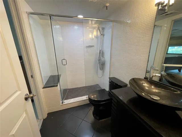 $539,900 | 374 Golfview Road, Unit 106, North Palm Beach, FL 33408