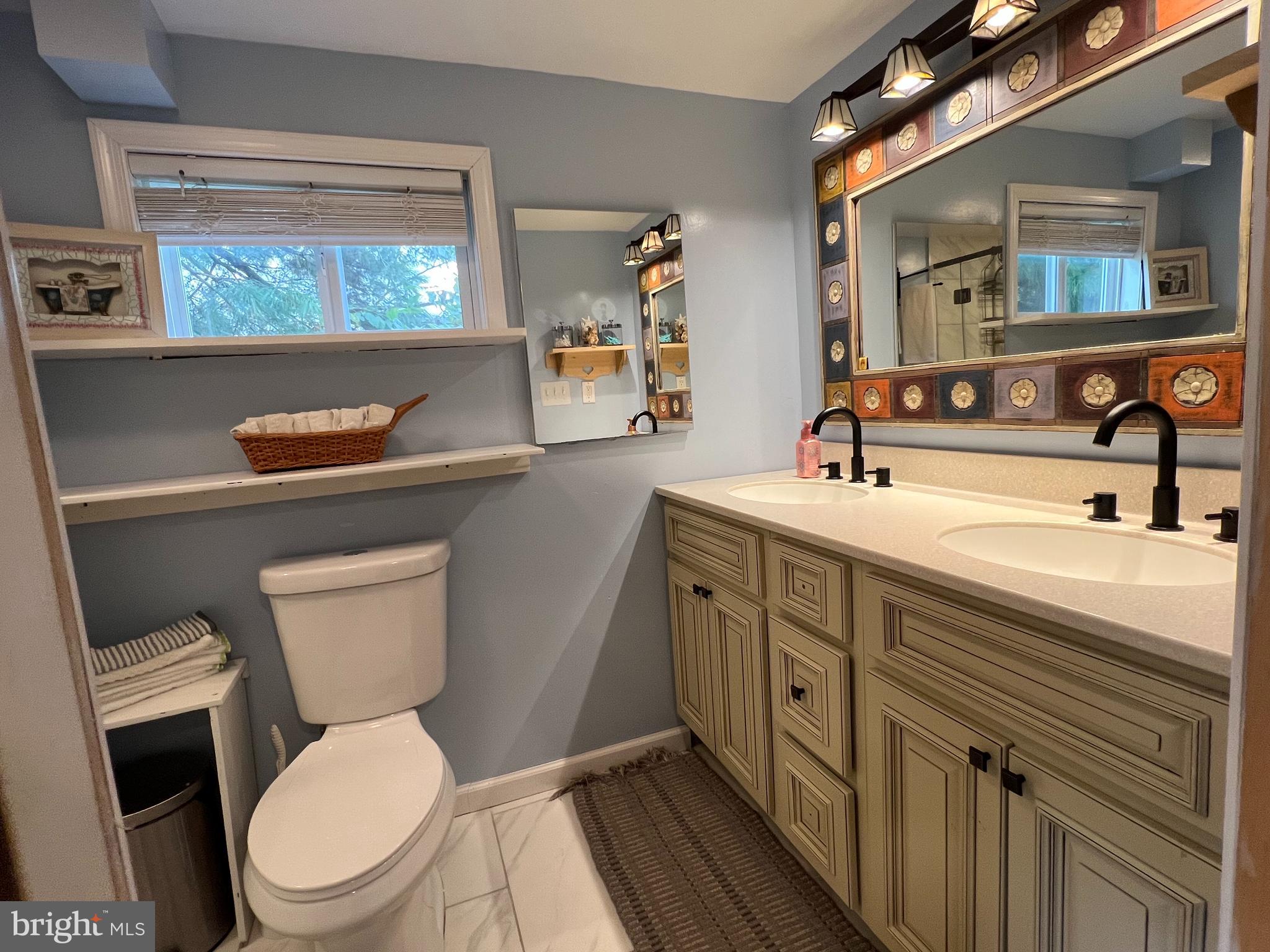 4328 Ridge Road, Unit 13 Mount Airy, MD 21771 - Photo 23 of 35 Dual Sinks