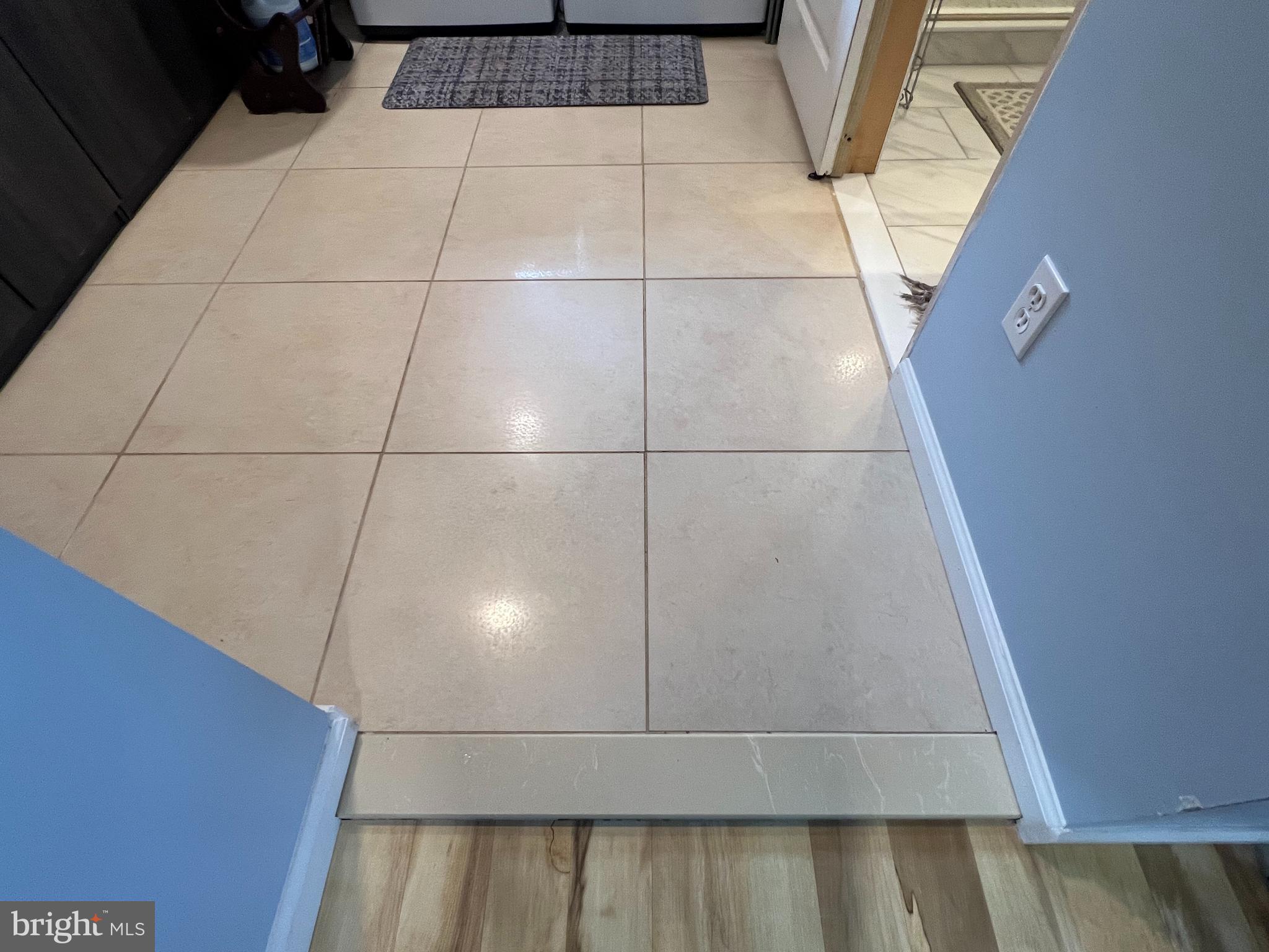 4328 Ridge Road, Unit 13 Mount Airy, MD 21771 - Photo 29 of 35 Laundry Room Ceramic Tile