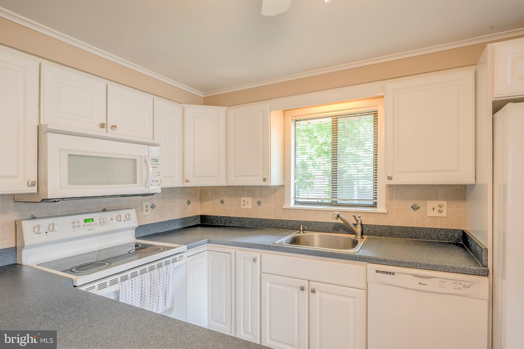 7 Grand Port Road Ocean Pines, MD 21811 - Photo 21 of 41 Kitchen view 3