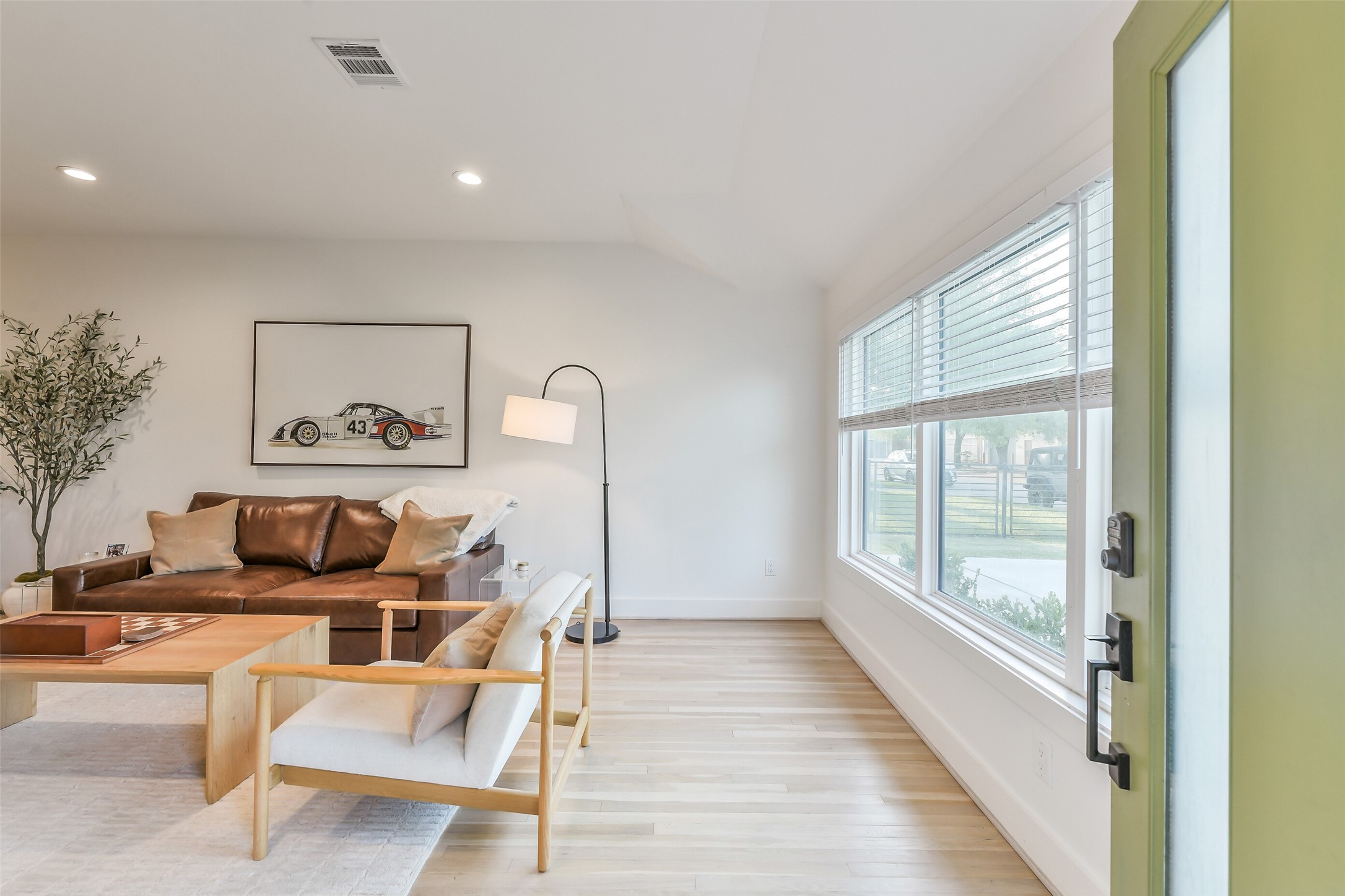 910 Algregg Street Houston, TX 77009 - Photo 6 of 44