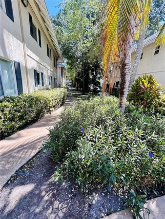 $1,675 | 8603 Southwest 68th Court, Unit 22, Miami, FL 33156