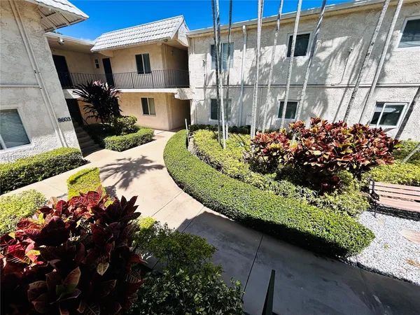 $1,675 | 8603 Southwest 68th Court, Unit 22, Miami, FL 33156