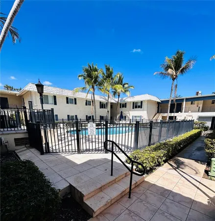 $1,675 | 8603 Southwest 68th Court, Unit 22, Miami, FL 33156